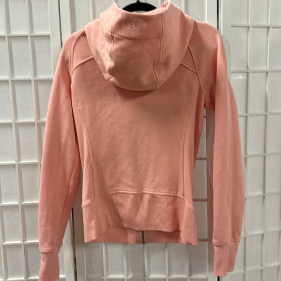 Lululemon size 6 light peach hooded full zip jacket. Like new - Picture 2 of 4